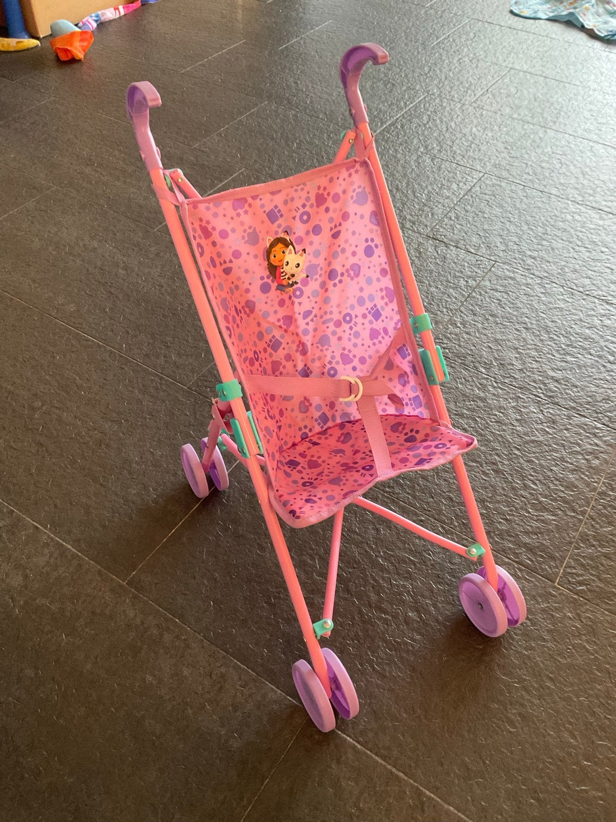 Gabby's Dollhouse Poppenwagen 53cm - Roze/Paars, Ophalen, Zo goed als nieuw