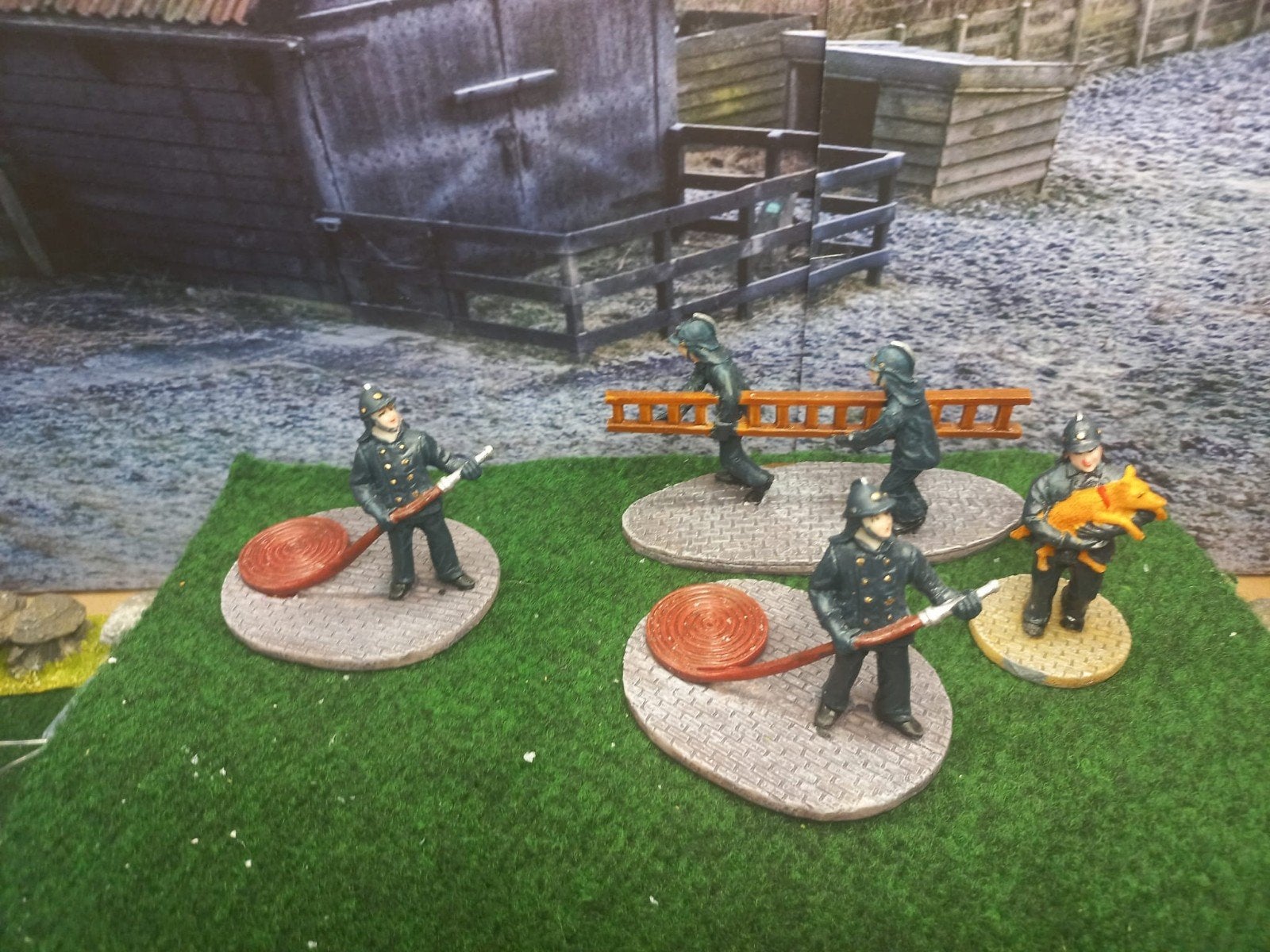 Vintage Brandweerlieden Figuren Set - Handgeschilderd, Ophalen of Verzenden, Zo goed als nieuw