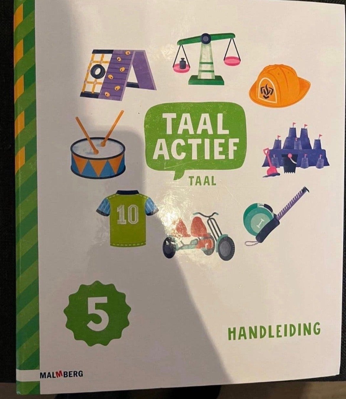 Taal Actief Taal Handleiding Groep 5 (Nieuwste Versie), Ophalen of Verzenden, Zo goed als nieuw, Overige niveaus, Nederlands