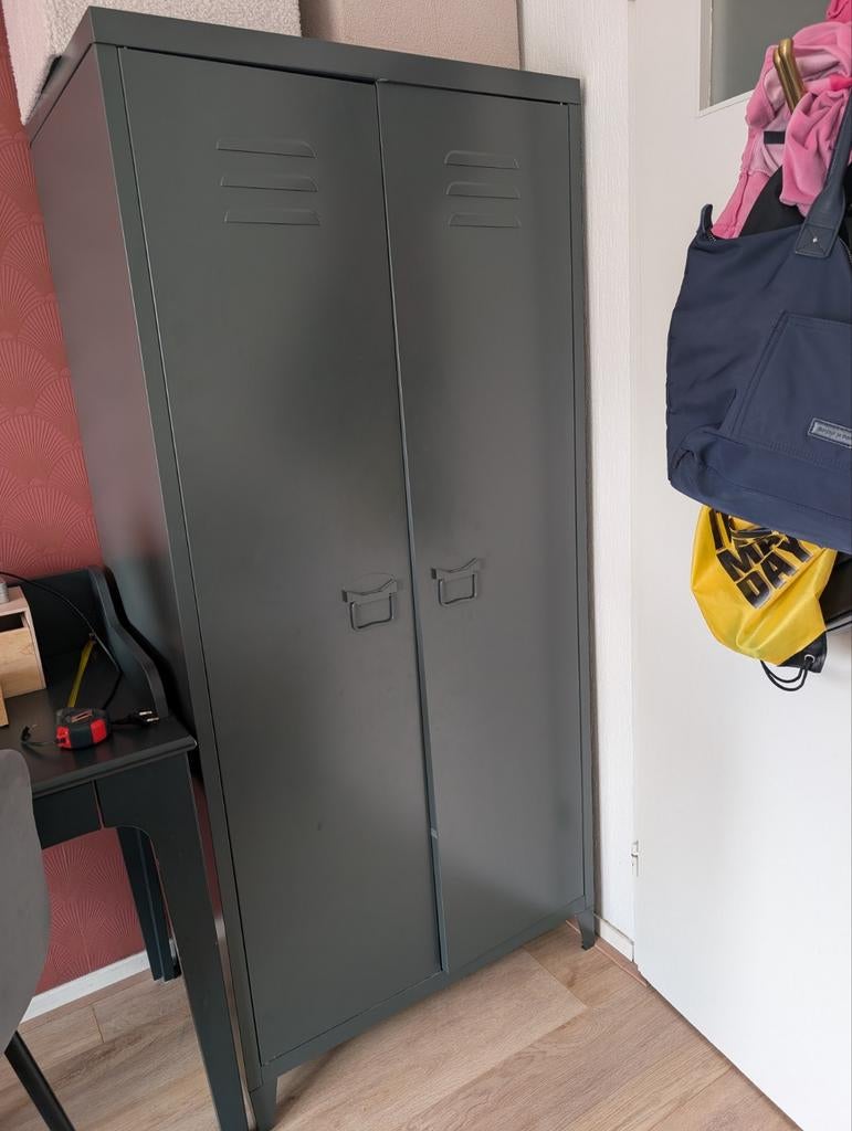 Kledingkast Leipzig (2-deurs), Ophalen, Met deur(en), Gebruikt, 50 tot 100 cm