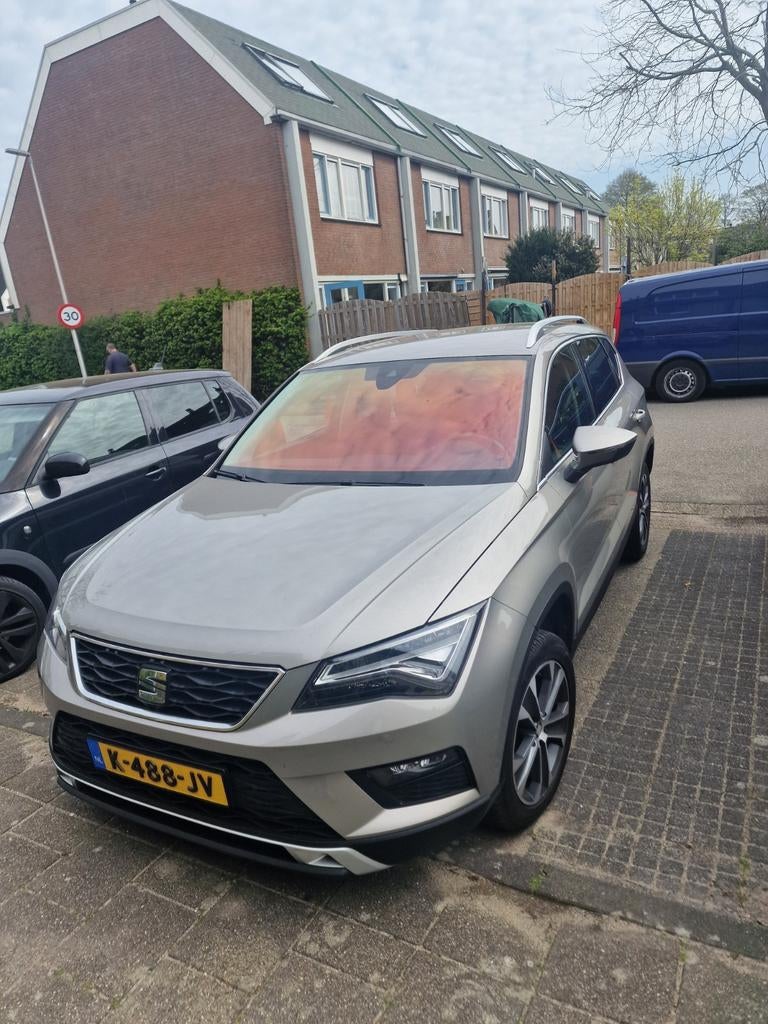 Seat Ateca 1.4 Ecotsi 150pk Dsg-7 2018 Grijs, Auto's, Seat, 680 kg, 4 cilinders, Ateca, 1395 cc