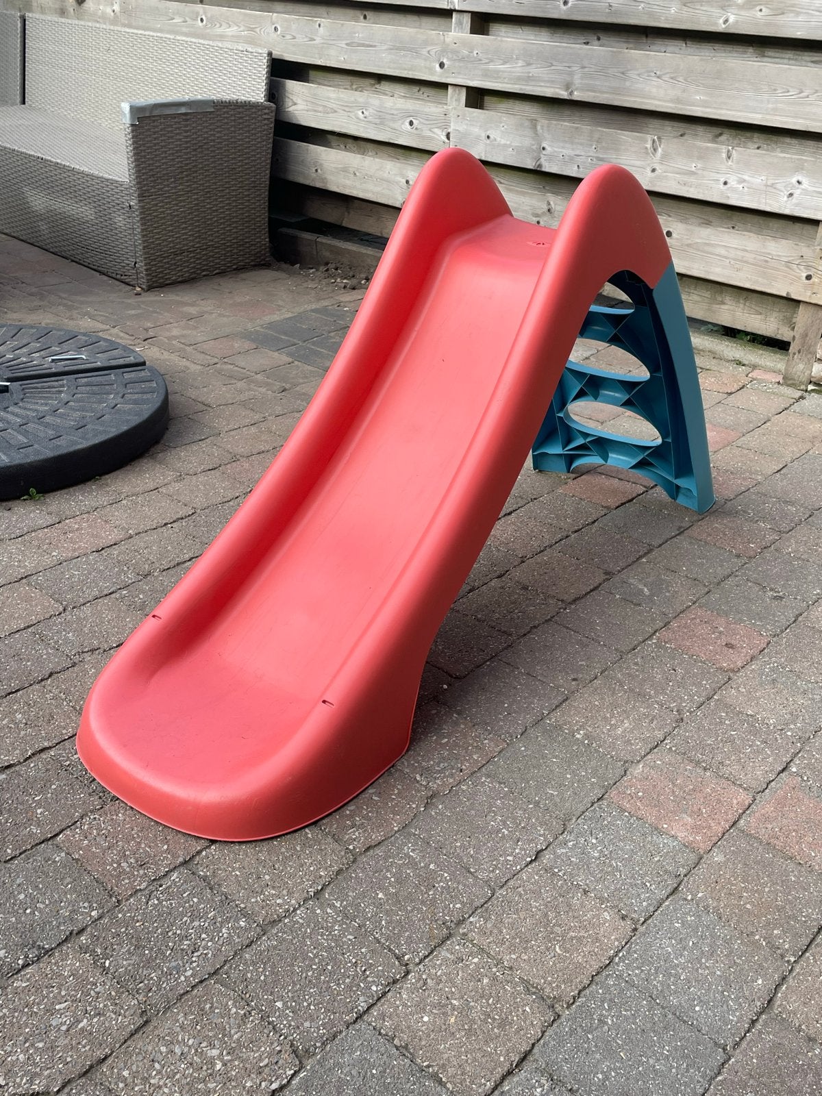 Smoby Glijbaan met Watersproeier - Perfect voor de Zomer!, Ophalen, Zo goed als nieuw, Glijbaan