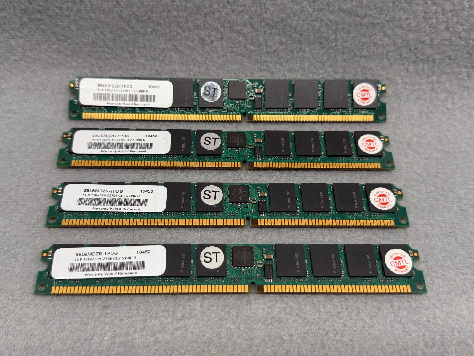 4x 1GB DDR RAM Geheugenmodules PC2700 CL2.5, Computers en Software, Ophalen of Verzenden, Gebruikt, DDR, Server