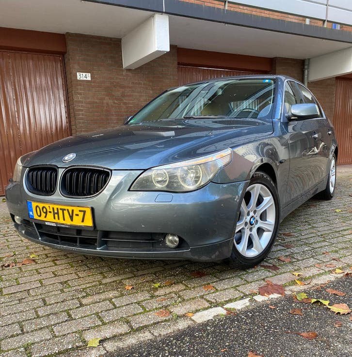 BMW 5-Serie 520 AUT   e60 ,leder ,bypas uitlaatklep, Achterwielaandrijving, Beige, Adaptive Cruise Control, Particulier