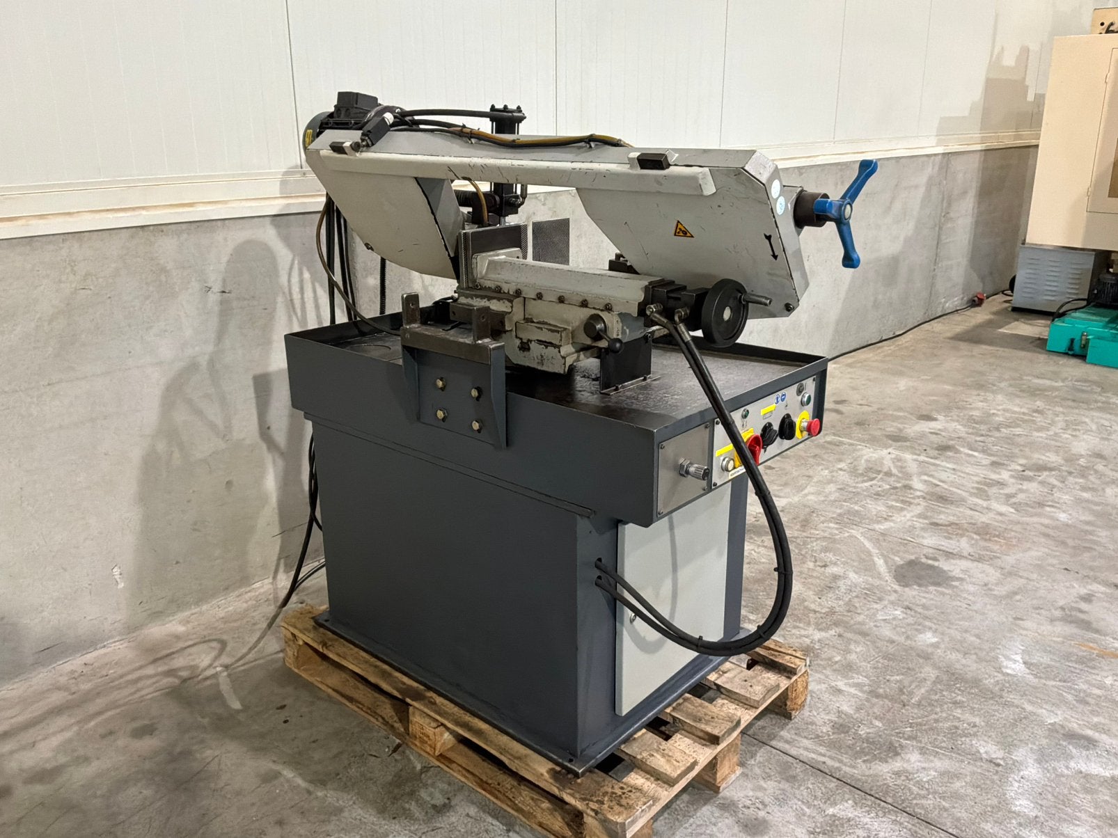 Huvema HU300S bandzaagmachine, Ophalen, Gebruikt, 70 mm of meer, Lintzaag