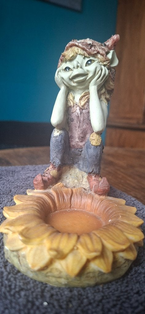 Schattige Pixie met Zonnebloem Theelichthouder, Meerkleurig, Overige stijlen, Ophalen of Verzenden, Zo goed als nieuw