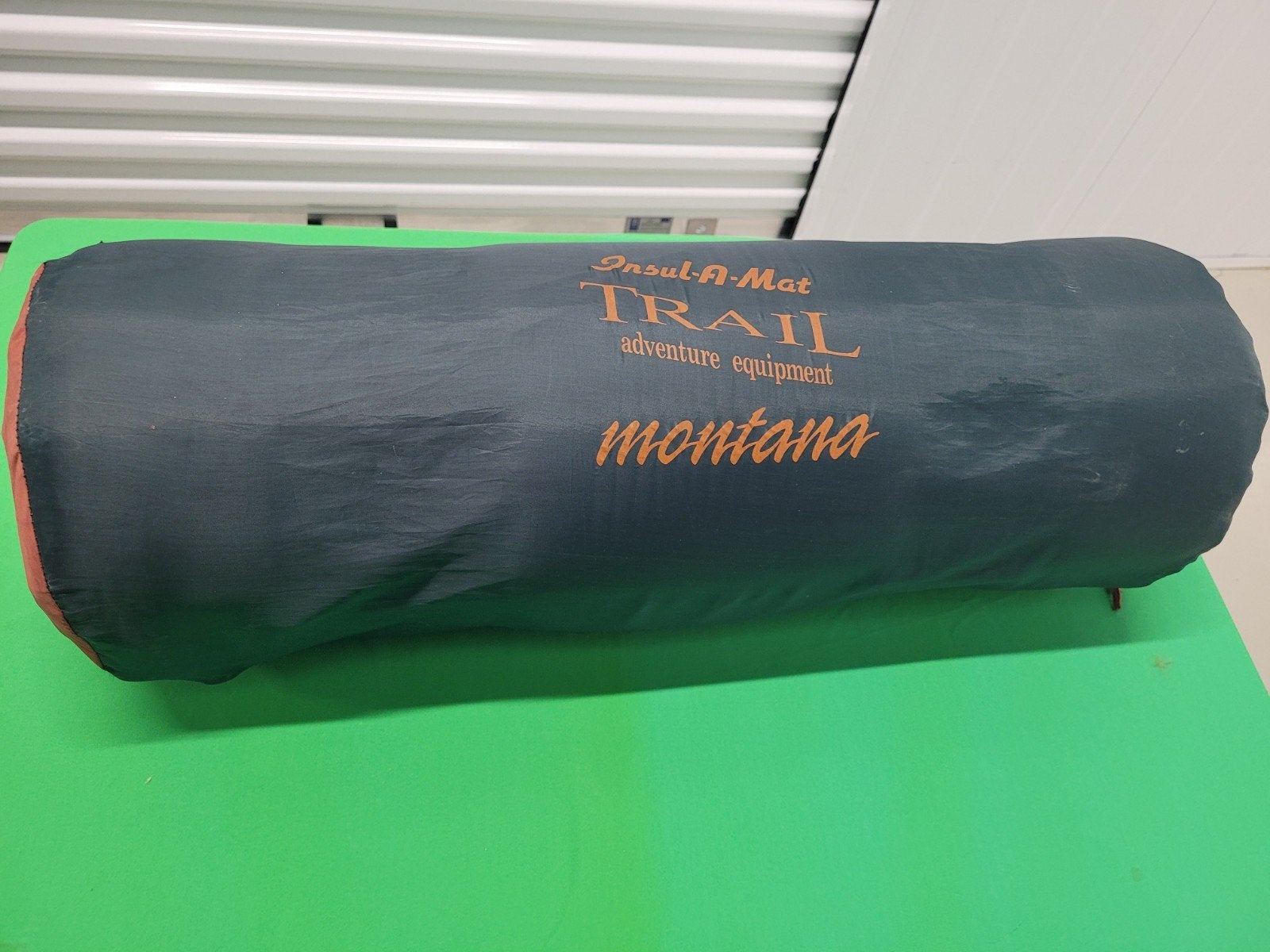 Montana Insul-A-Mat Trail self inflatinf luchtbed, Caravans en Kamperen, Slaapmatten, Ophalen of Verzenden, Gebruikt, 1-persoons