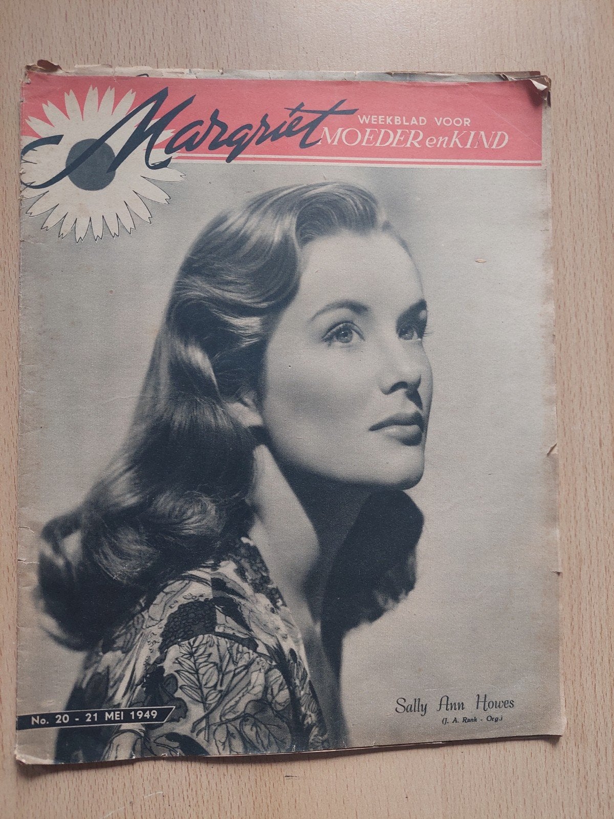 Margriet Weekblad No. 20 - 21 Mei 1949 met Sally Ann Howes, Ophalen of Verzenden, Gelezen, Damesbladen