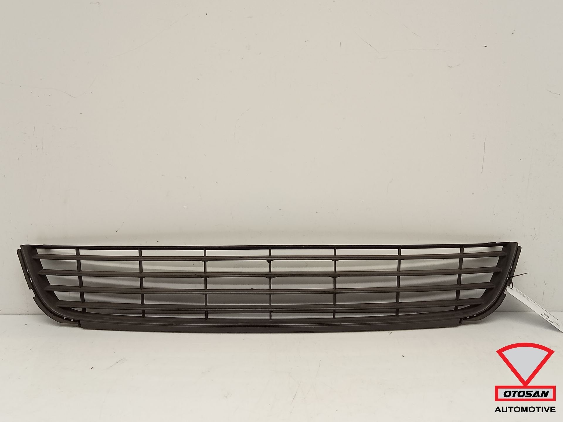 VW Golf 6 Rooster Voorbumper Midden 5K0853677A