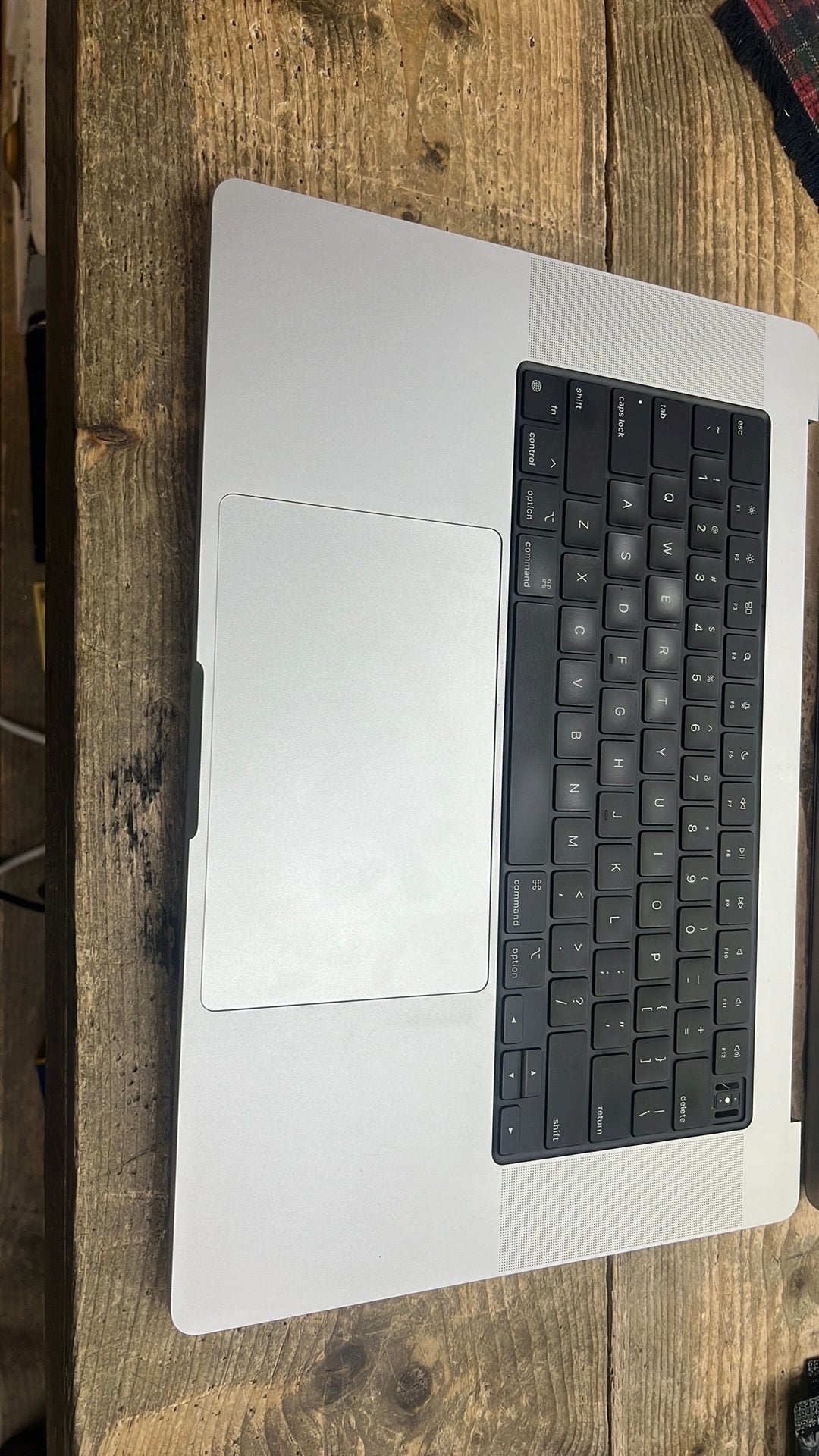 Volledige topcase Macbook pro 16” M1 A2485 zilver/ space, Ben, Nieuw, Ophalen of Verzenden, Rma@notebookandmore.nl