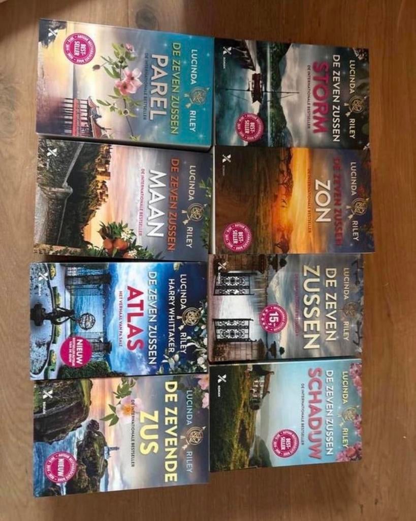 Lucinda Riley Boeken - De Zeven Zussen en meer, Ophalen, Zo goed als nieuw, Nederland