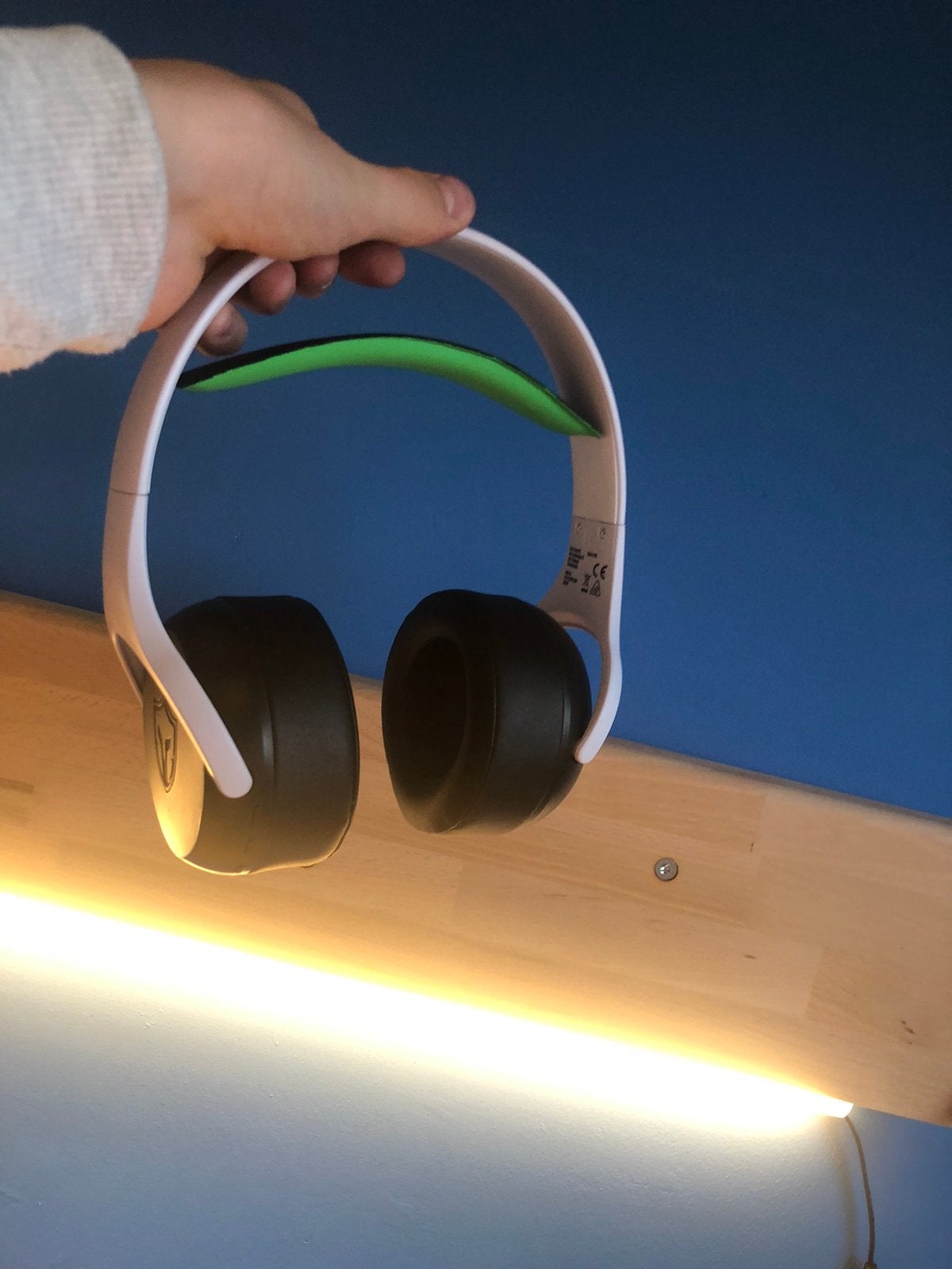 Headset draadloos maar ook met een extra draad erbij, Ophalen of Verzenden, Zo goed als nieuw
