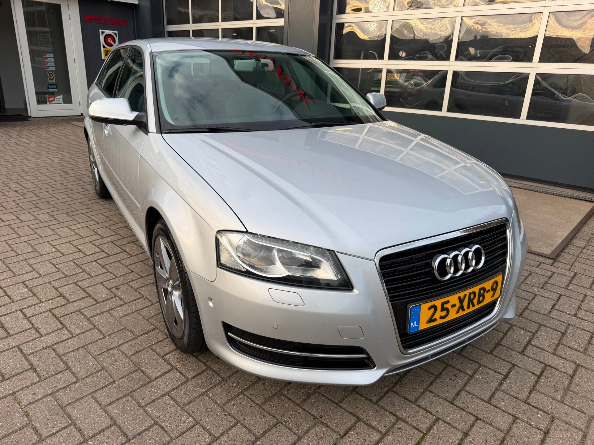 Audi A3 Sportback 1.8 TFSI Attraction Advance / CarPlay / Cr, Auto's, Gebruikt, 4 cilinders, 700 kg, Origineel Nederlands
