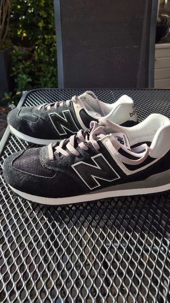 Te koop New Balance schoenen maat 44 2e, Kleding | Heren, Schoenen, New Balance, Zwart, Ophalen of Verzenden, Sneakers of Gympen