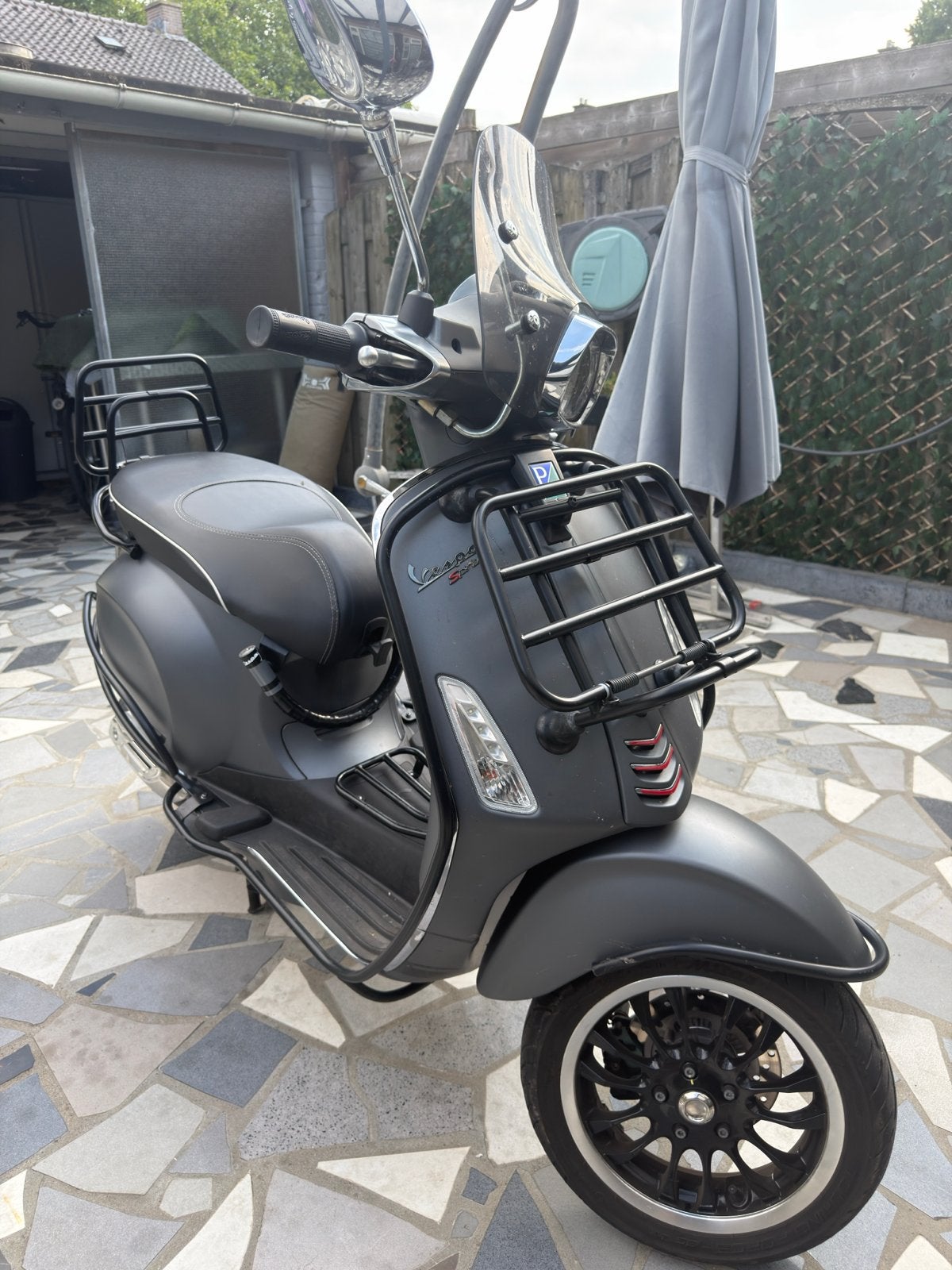 Vespa Sprint 2015 125cc, Ophalen, Vespa S, Zo goed als nieuw, Benzine