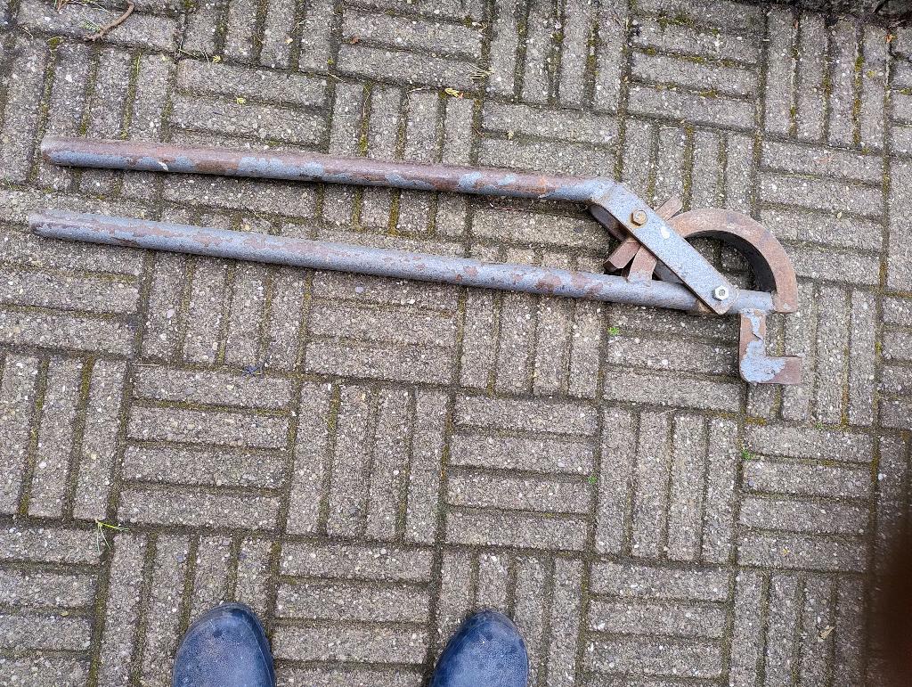 Buigijzer 28mm, Doe-het-zelf en Verbouw, Gereedschap | Handgereedschap, Ophalen of Verzenden, Gebruikt