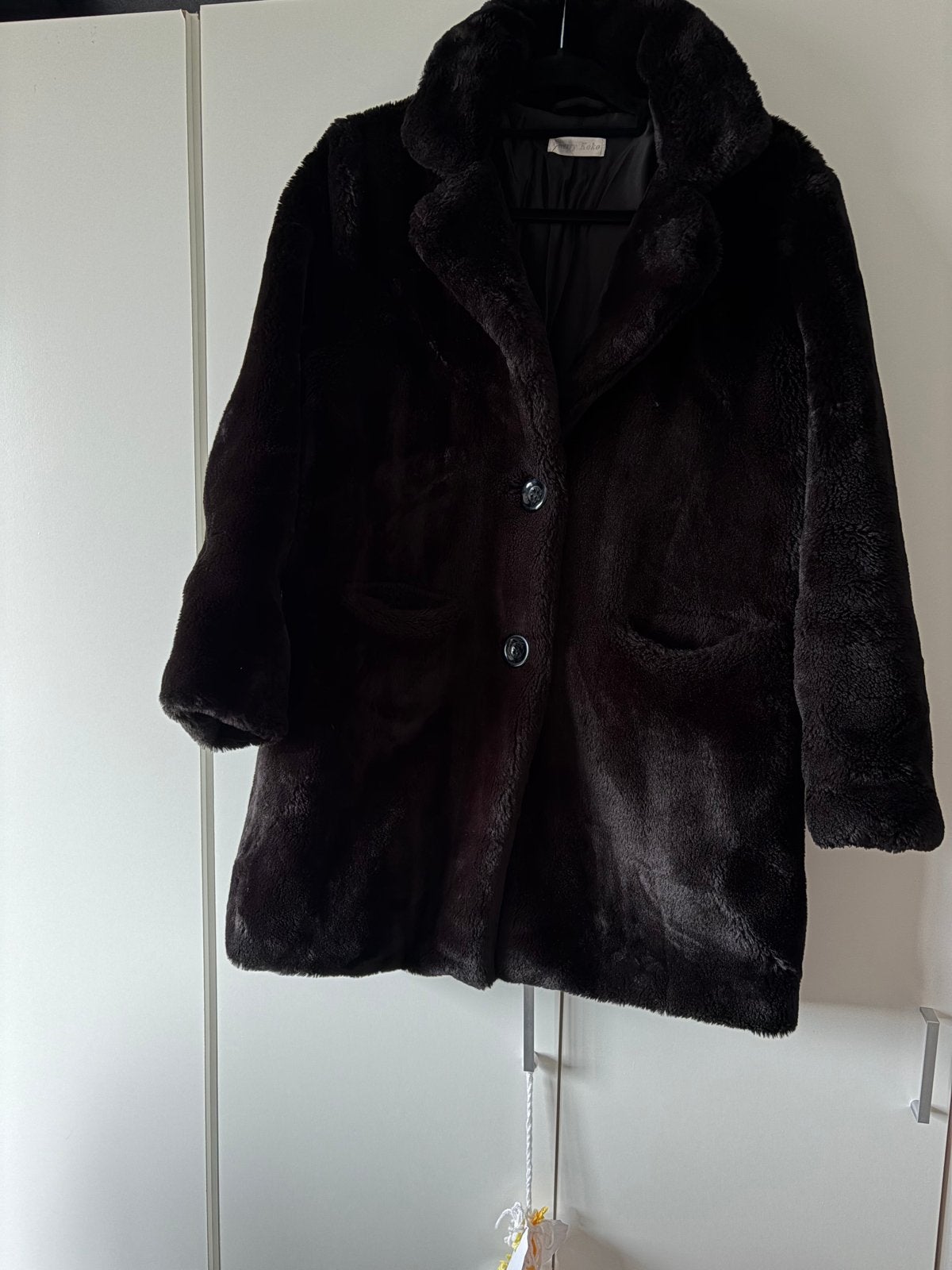 Zwarte faux fur jas - Maat M - Zo goed als nieuw, Kleding | Dames, Ophalen of Verzenden, Zo goed als nieuw, Maat 38/40 (M), Zwart