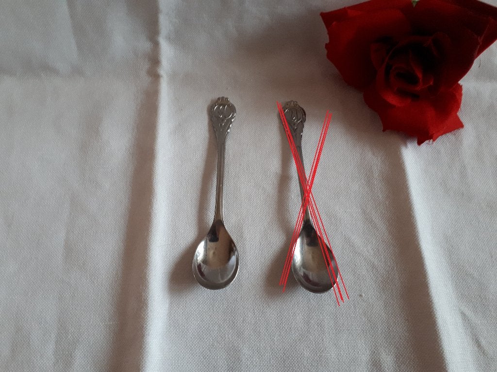 Gero Zilmeta 403 eierlepeltje letter A B C D E G H J L T, Verzenden