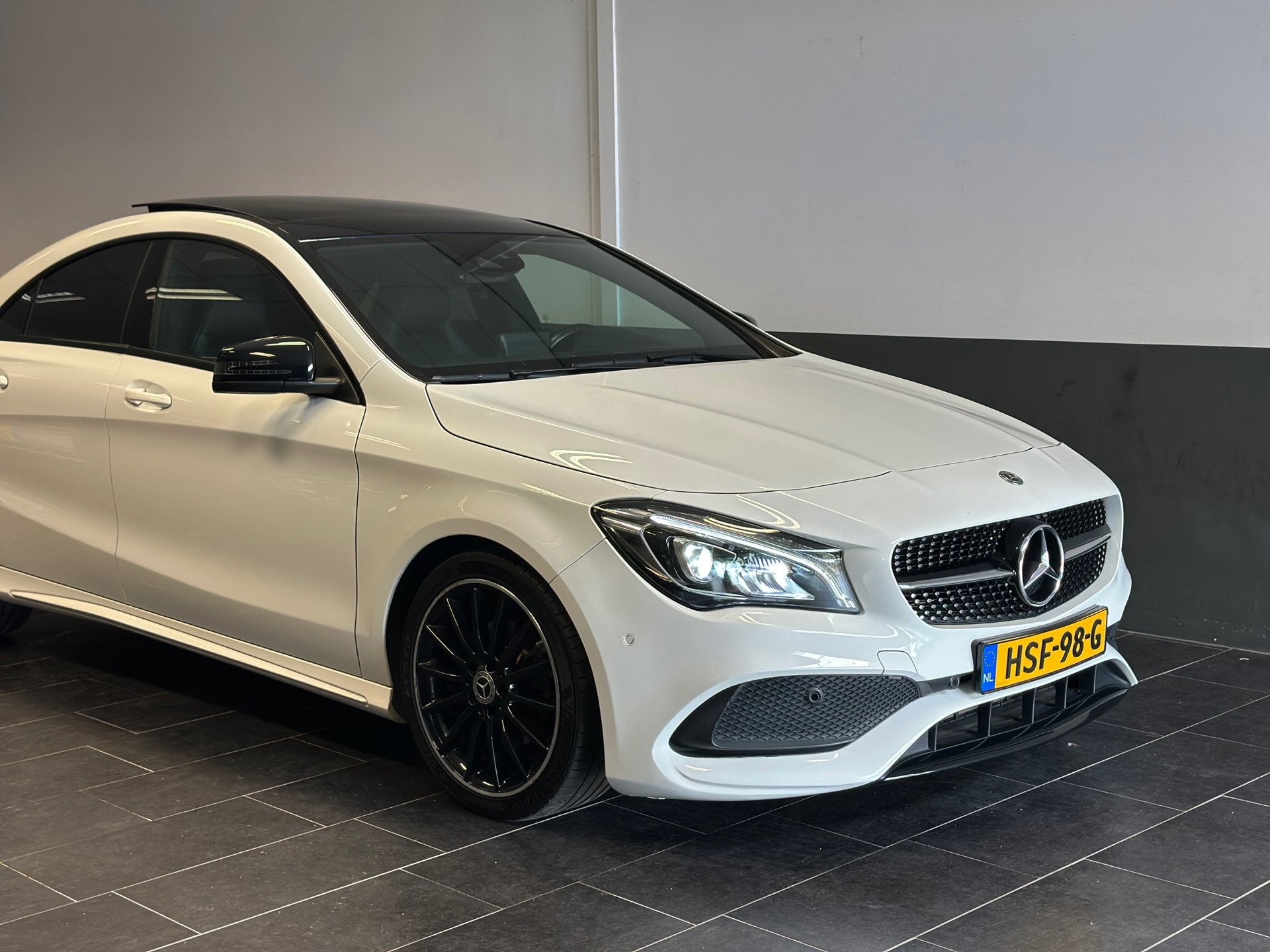 Foto 13 van Mercedes-Benz CLA-klasse 200 Business AMG , Night , Pano , F