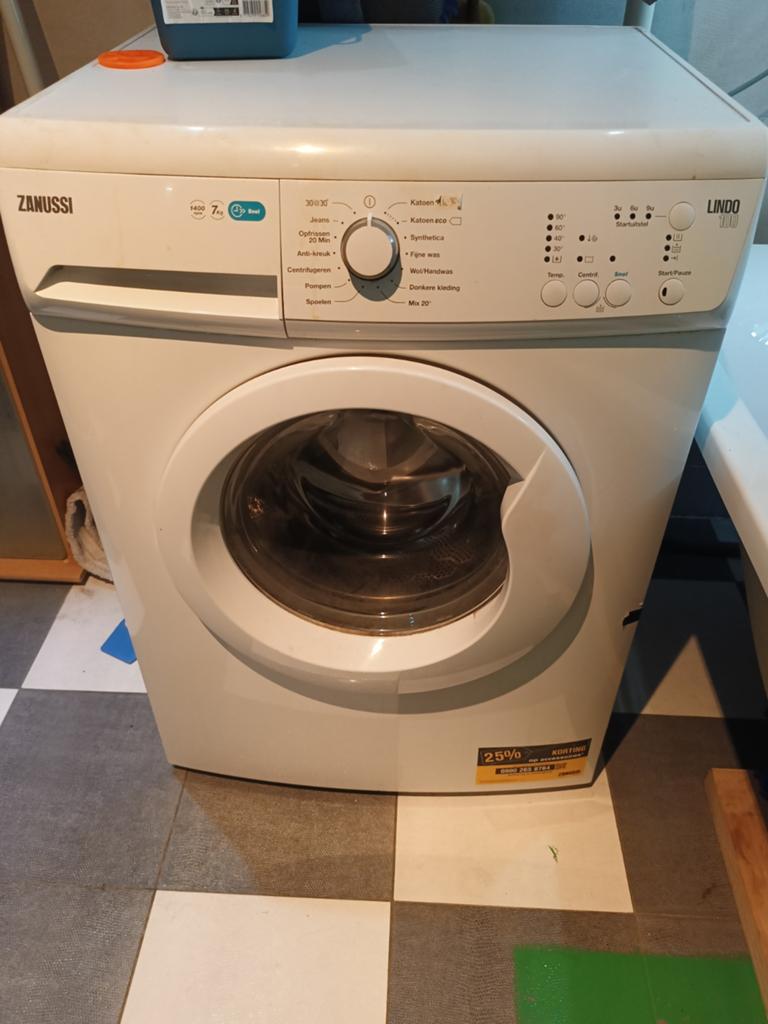 Zanussi Lindo 300 Wasmachine - 7kg, 1400 toeren, Witgoed en Apparatuur, Wasmachines, Ophalen, Gebruikt, Voorlader, 85 tot 90 cm