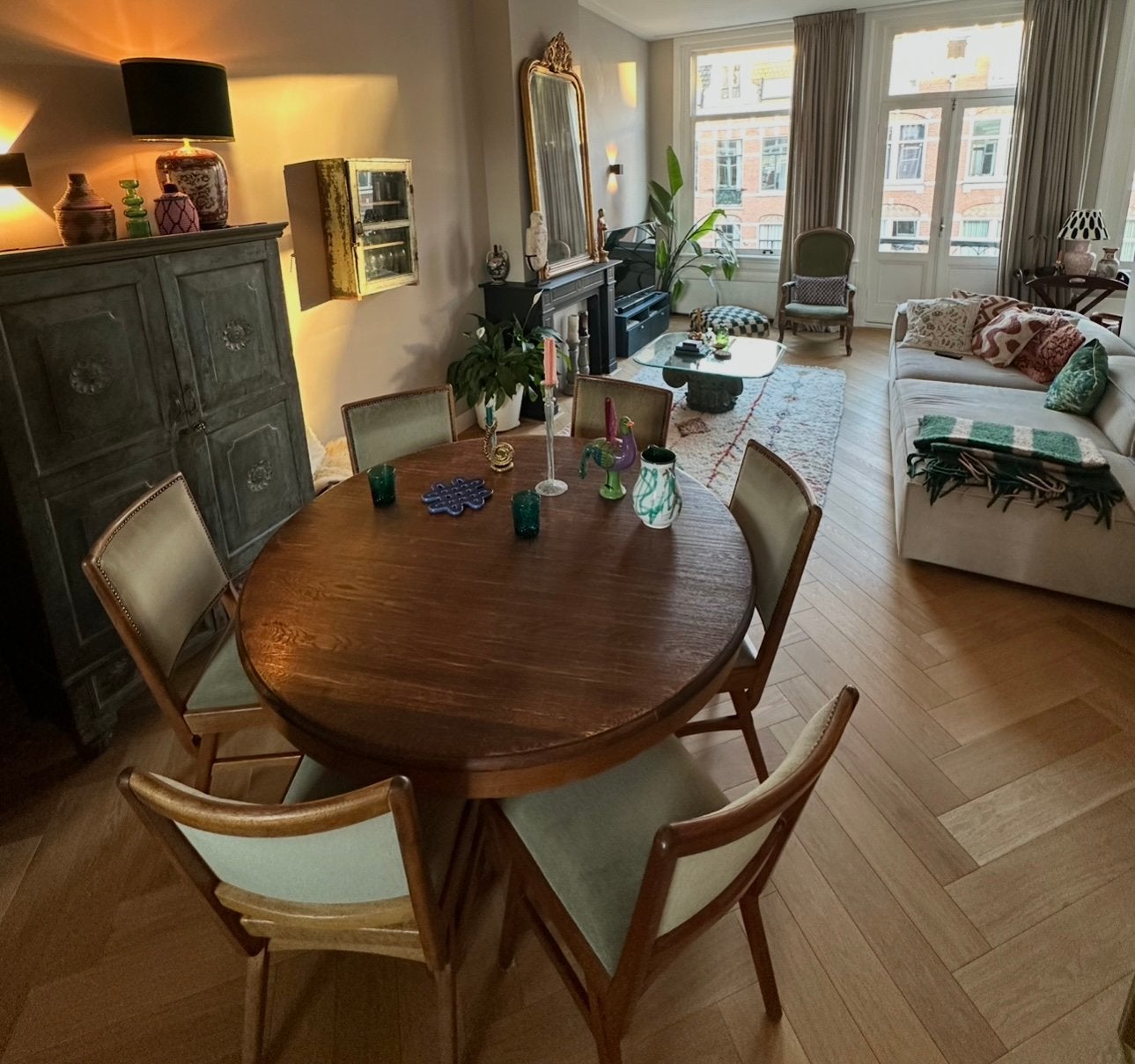 Mooie antieke ronde eettafel van eikenhout, Huis en Inrichting, Tafels | Eettafels, Gebruikt, 100 tot 150 cm, Ophalen of Verzenden