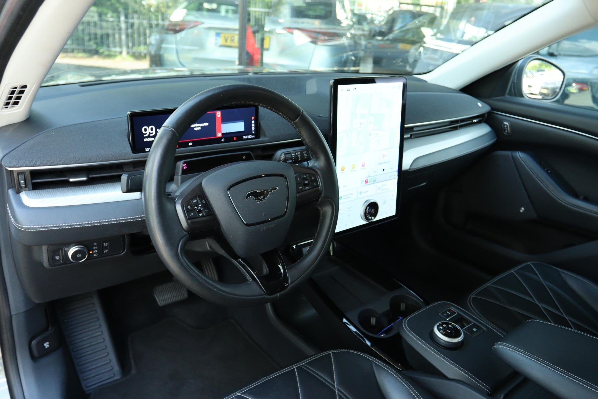 FORD MUSTANG MACH-E RWD 75 KWH SOH 95% | B&O | 360 CAMERA |, Automaat, Gebruikt, 750 kg, 258 pk