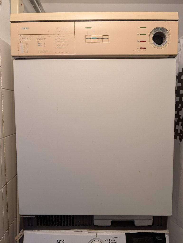 Zanussi TD 604 EC condensdroger, Ophalen, 6 tot 8 kg, Gebruikt, Voorlader