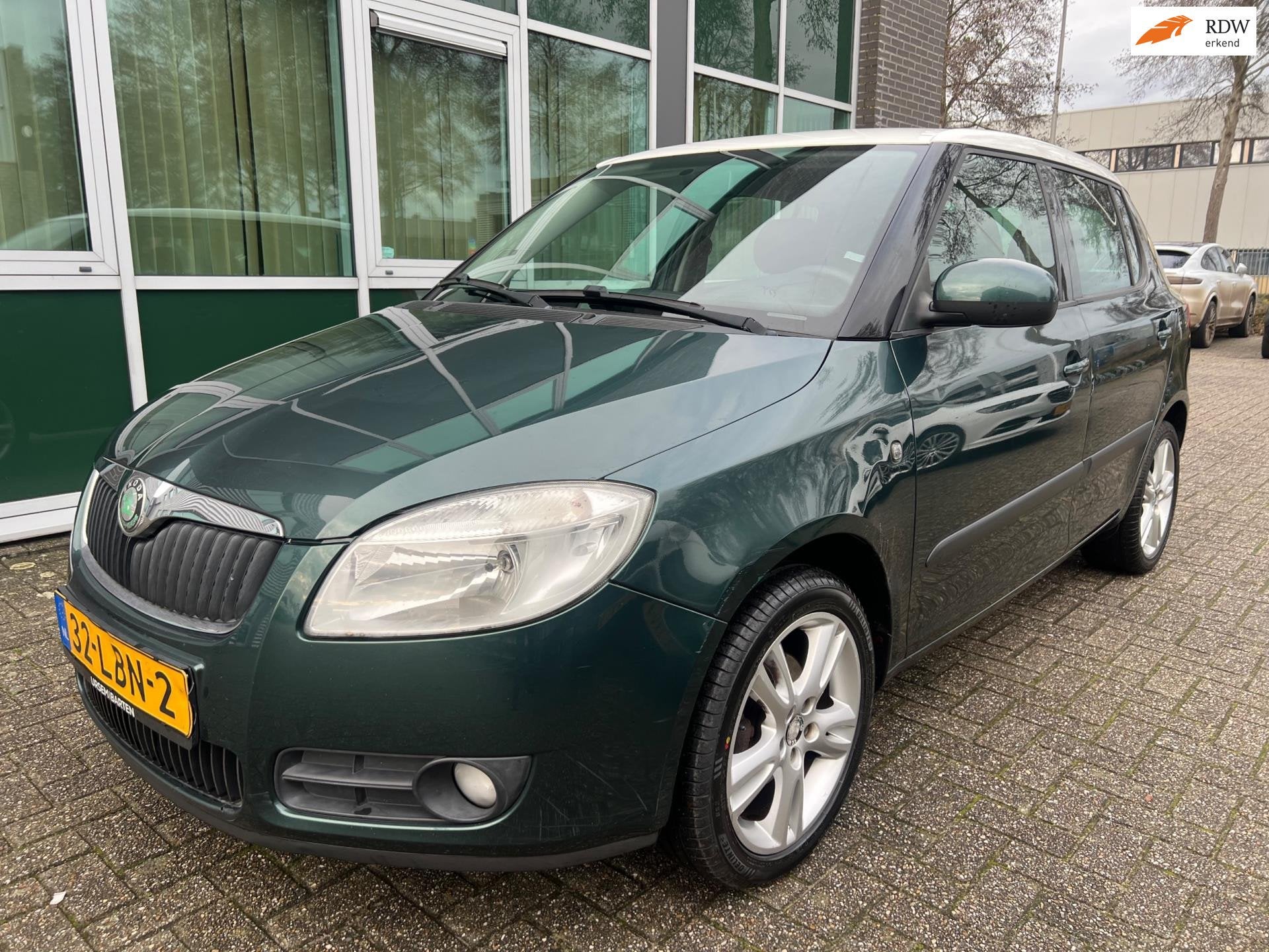 Skoda Fabia 1.2-12V - NIEUWE APK - TREKHAAK !, Auto's, Voorwielaandrijving, 1025 kg, 1198 cc, Handgeschakeld