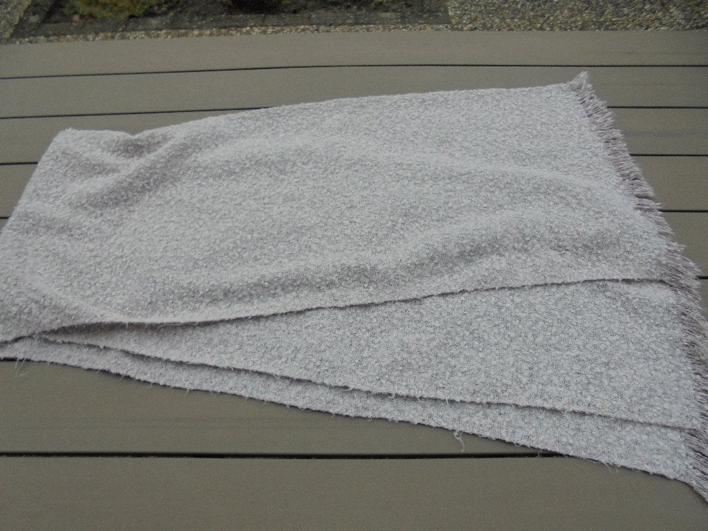 Grijs roze omslagdoek, Kleding | Dames, Maat 46/48 (XL) of groter, Ophalen of Verzenden, Sjaal, Onbekend