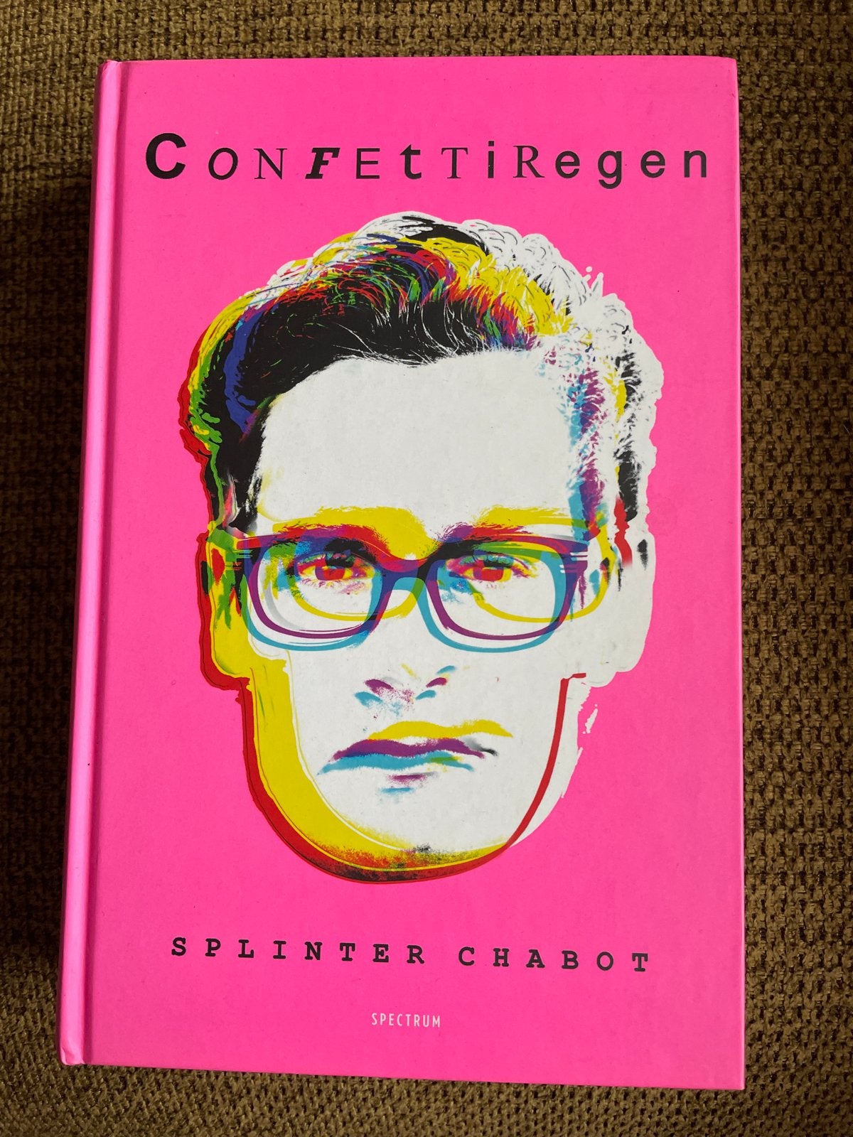 Confettiregen - Splinter Chabot, Ophalen of Verzenden, Gelezen, Nederland