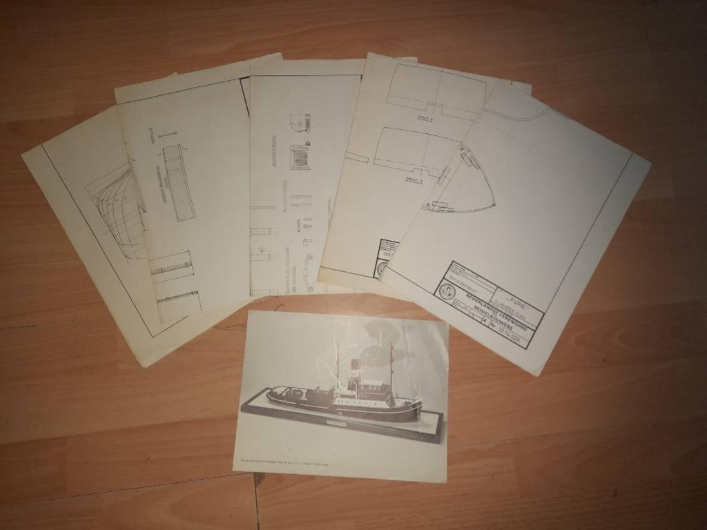 Alle bouwtekeningen van de sleepboot Furrie, Ophalen, Zo goed als nieuw, Overige merken
