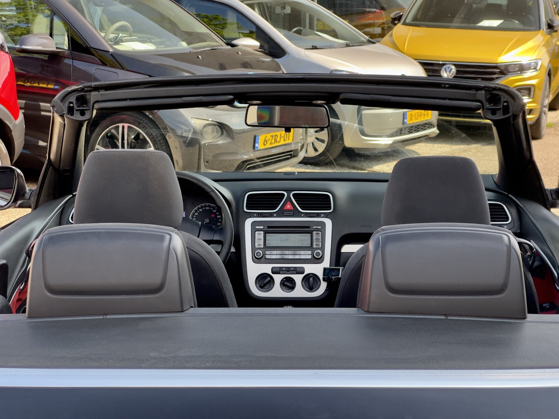 Volkswagen Eos 2.0-16v FSI CABRIOLET 150PK AIRCO LED LMV PDC, Auto's, Voorwielaandrijving, Parkeersensor, Gebruikt, 4 cilinders