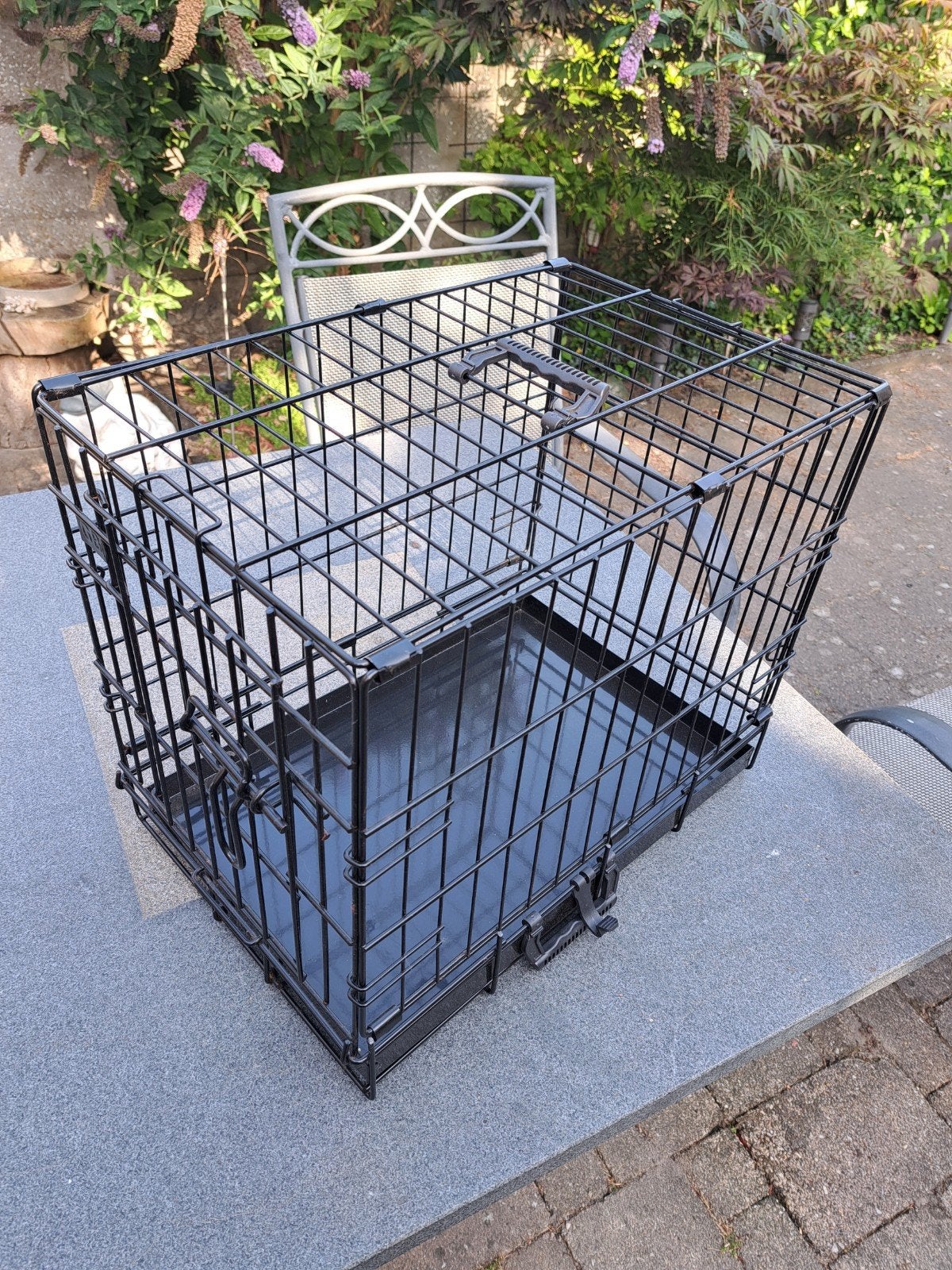 Bench met diverse honden spullen., Dieren en Toebehoren, Ophalen, Zo goed als nieuw