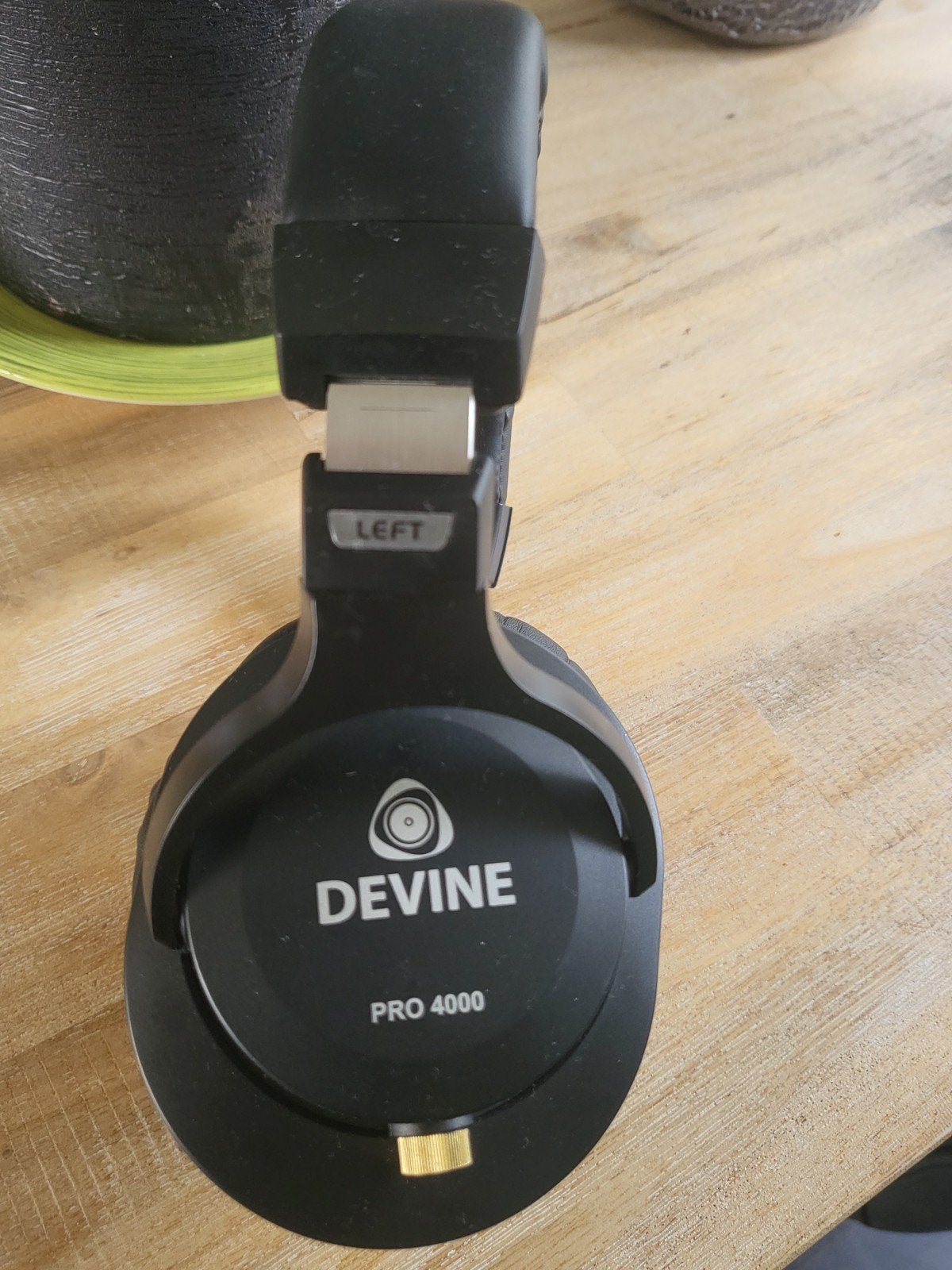 Devine PRO 4000 Over-ear Koptelefoon - Zwart, Overige merken, Ophalen of Verzenden, Zo goed als nieuw, Over-ear
