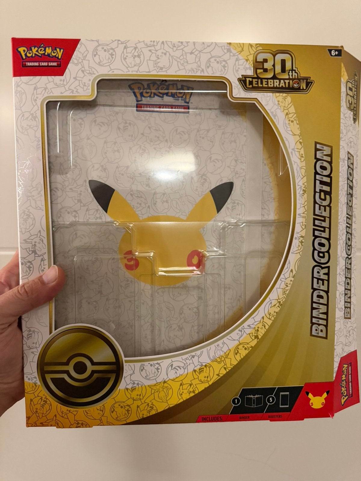 Pokémon 30th Binder en doos geen boosterpacks, Ophalen of Verzenden, Zo goed als nieuw, Overige typen