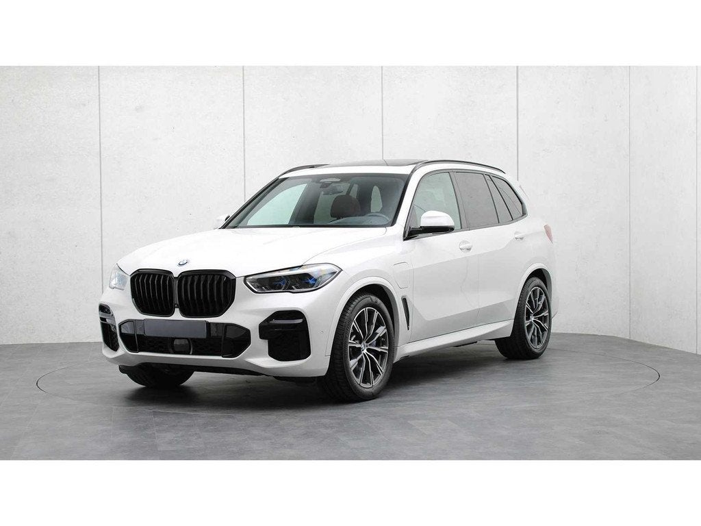 BMW - X5 - xDrive45e High Exec. - 2022 - P-620-LT - Personen, Auto's, BMW, Gebruikt, Hybride Elektrisch/Benzine, Te koop, 165 €/maand