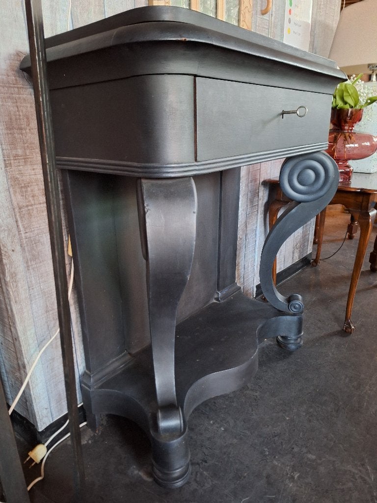 Antieke zwarte sidetable met lade, Ophalen, Gebruikt, 50 tot 100 cm, Klassiek, Antiek