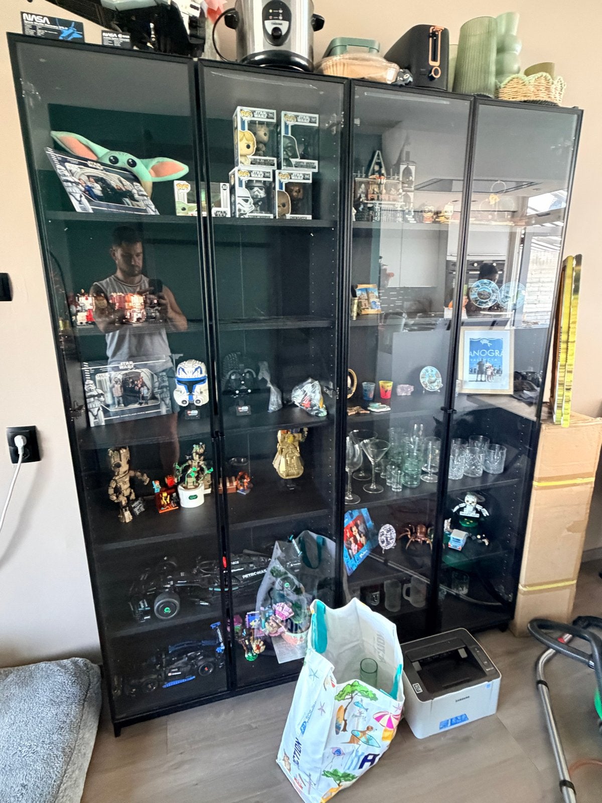 Twee vitrine kasten met glazen deuren, Ophalen, Gebruikt, 200 cm of meer, 50 tot 100 cm