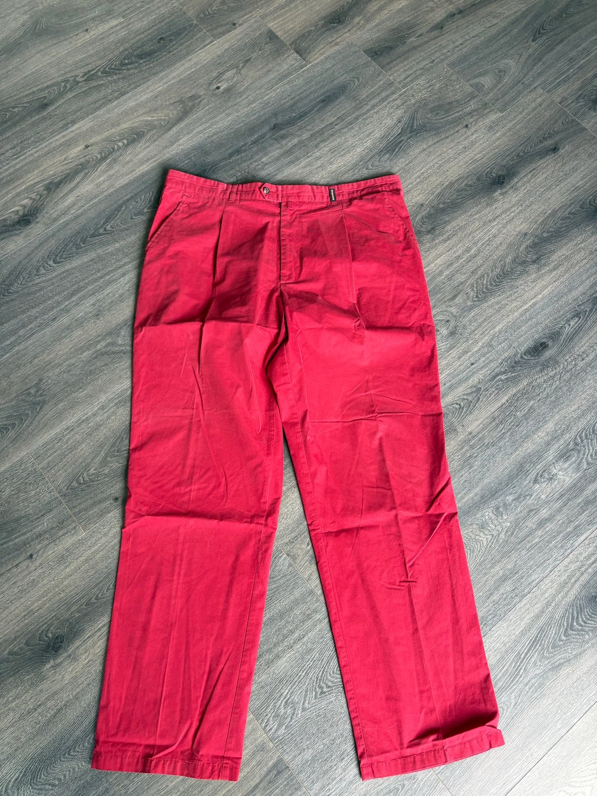 McGregor rode broek - Maat 52/54 (L), Ophalen of Verzenden, Zo goed als nieuw, Maat 52/54 (L), Rood