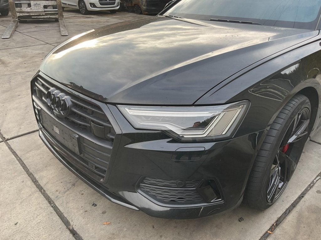 Bumper Voor Audi A6 (C8) (2019-11/..) 4K0807065A, Gebruikt, Auto-Union-Straße  1, Ingolstadt 85057, , Duitsland, Info@audi.de