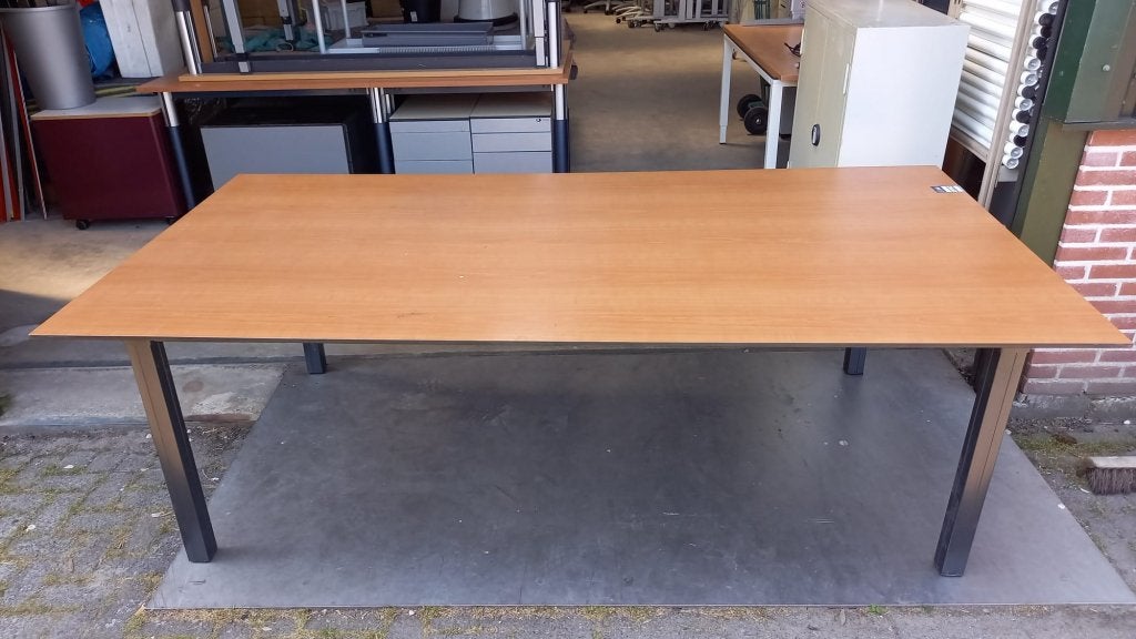 Tafels hoog / laag (kantine tafels), Gebruikt, Niet ingevuld, Niet ingevuld, Ophalen