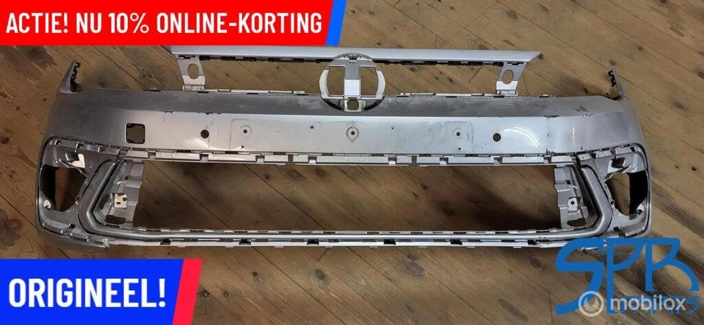 VW POLO 2G FACELIFT VOORBUMPER 2G0807221K 4x PDC VOOR BUMPER, Gebruikt, Volkswagen, Ophalen of Verzenden, Volkswagen