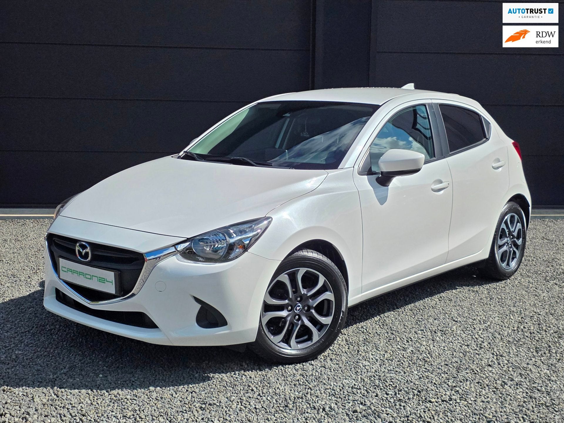 Mazda 2 1.5 Skyactiv-G Skylease+, Auto's, Voorwielaandrijving, Dealer onderhouden, Stof, Gebruikt