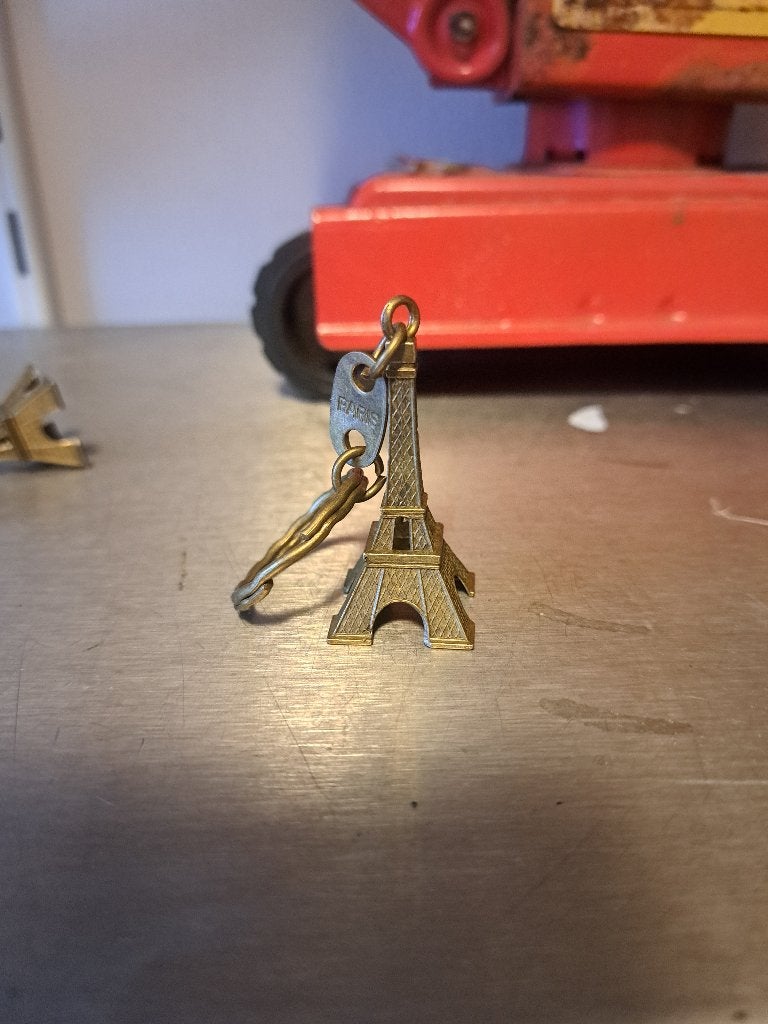 Sleutelhanger Eiffeltoren (Z241-93), Verzamelen, Ophalen of Verzenden, Nieuw