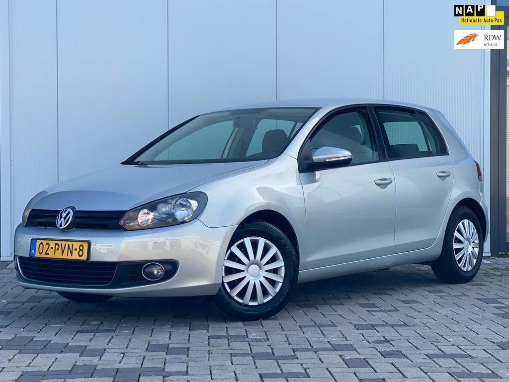 Volkswagen Golf 1.6 Trendline, Auto's, Voorwielaandrijving, Euro 5, Gebruikt, 4 cilinders