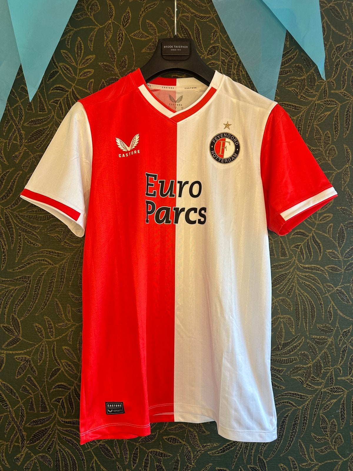 Feyenoord champions league pro shirt, Ophalen of Verzenden, Zo goed als nieuw, Maat 48/50 (M), Rood