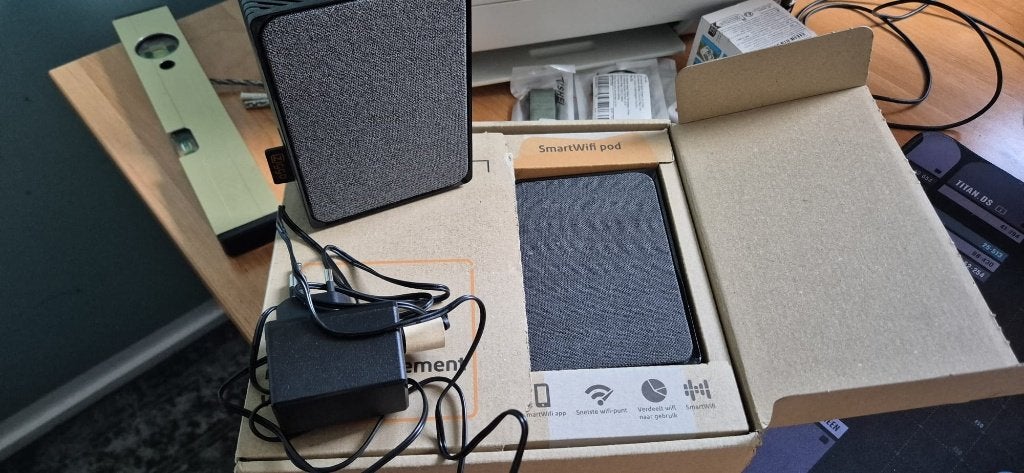 2x Sagemcom Wifi 6-pod, Ophalen of Verzenden, Zo goed als nieuw, Ziggo