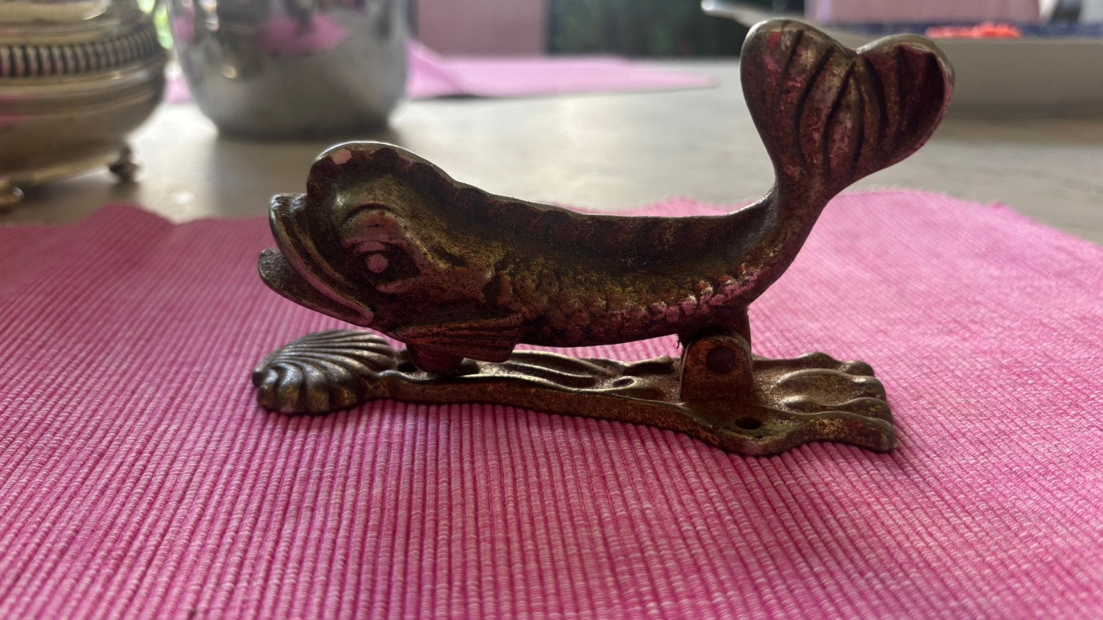 Deurklopper dolfijn koper, Ophalen of Verzenden, Zo goed als nieuw, Beeldje of Figuurtje