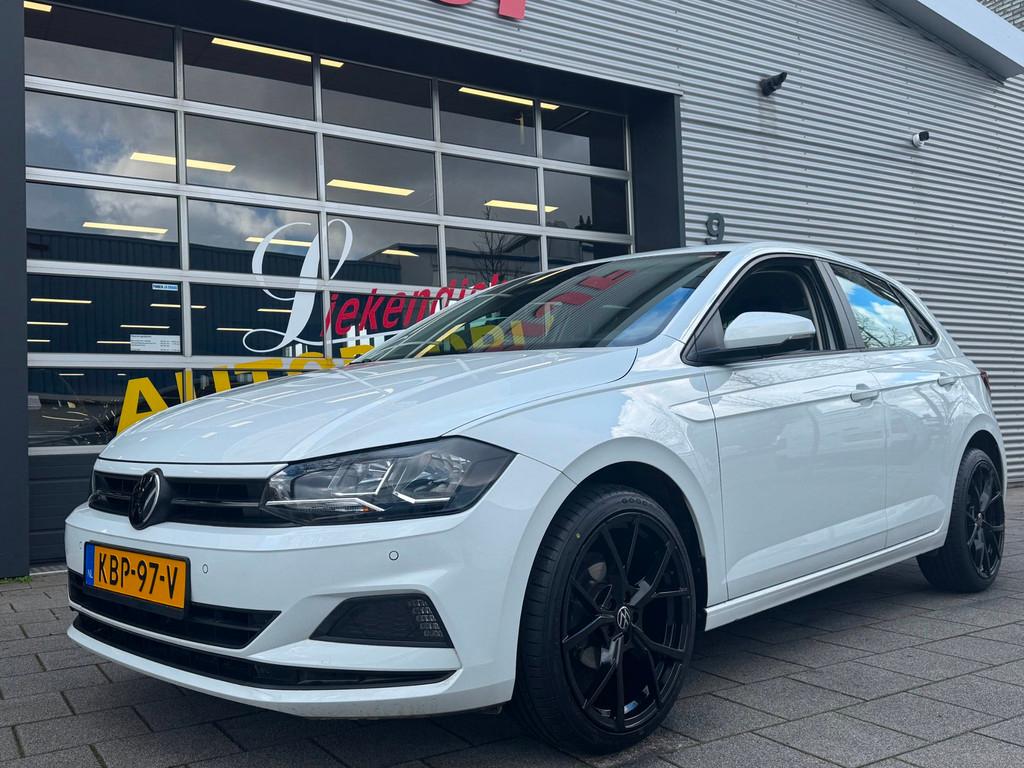 Volkswagen Polo 1.0 Trendline - Navigatie I Airco I PDC I LE, Auto's, Volkswagen, Voorwielaandrijving, Stof, Gebruikt, Zwart