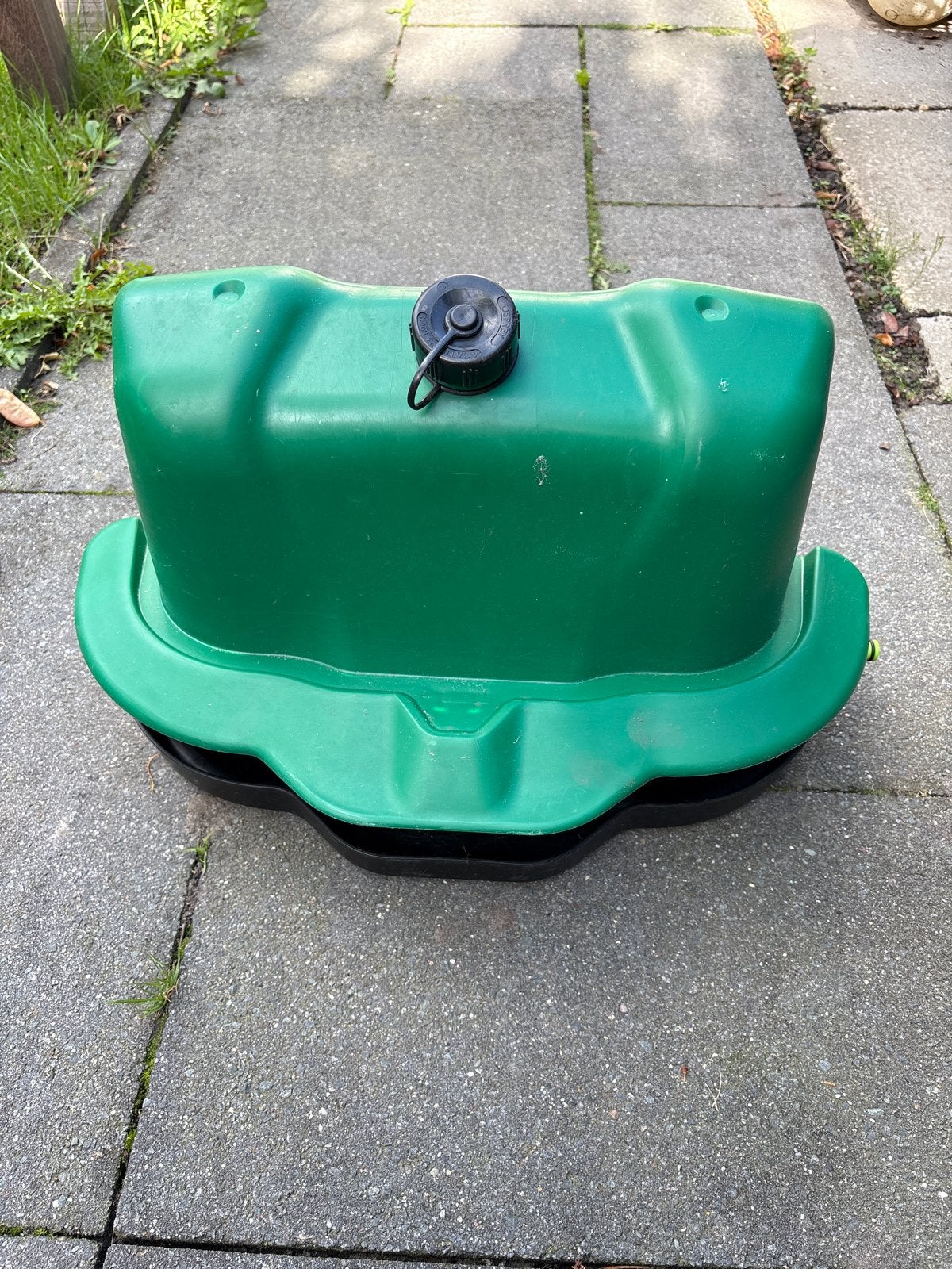 Drinker 12L is een automatische drinkbak met vlotter., Ophalen of Verzenden, Zo goed als nieuw, Drinken en Voederen